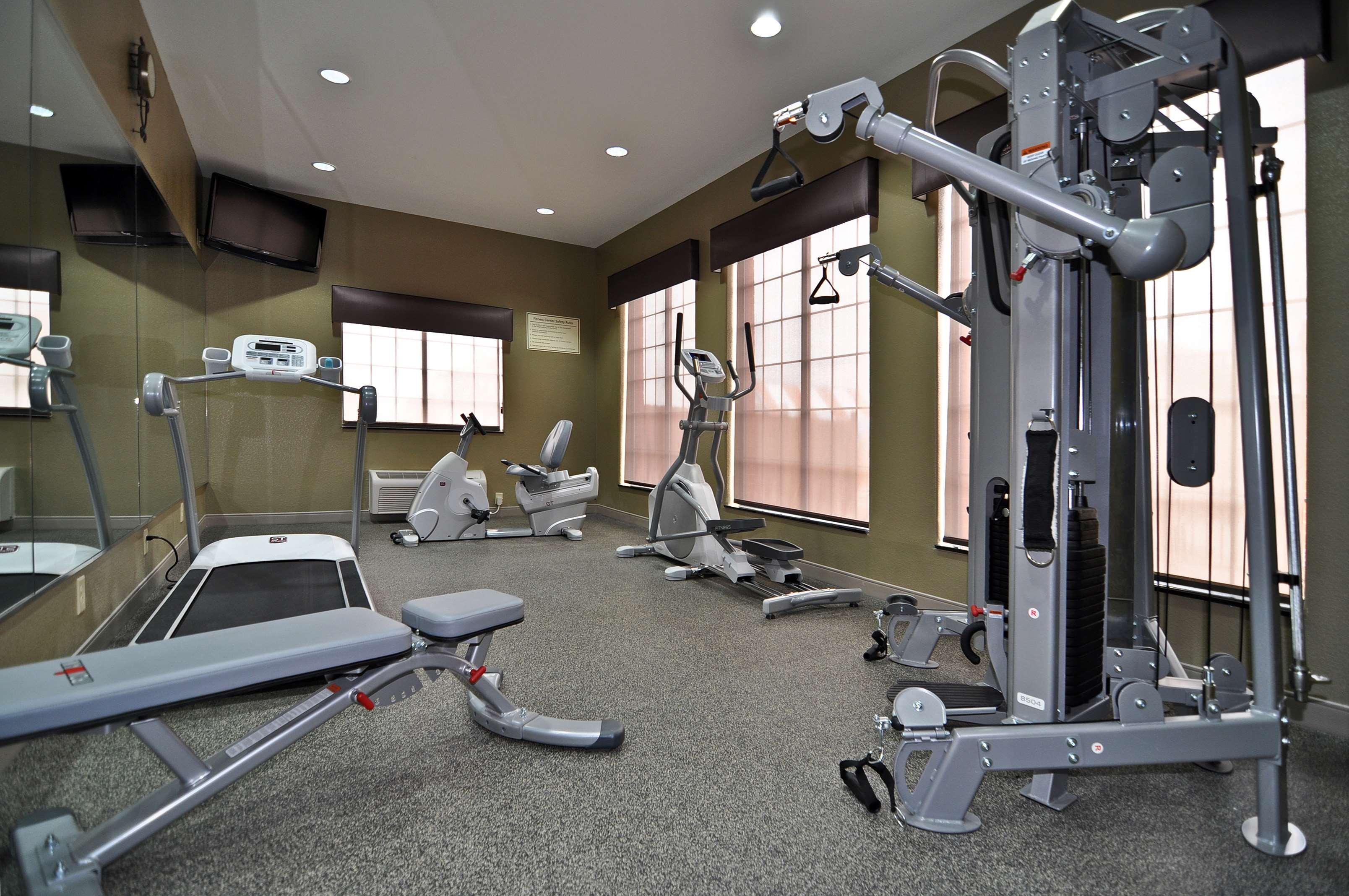 Best Western Giddings Inn & Suites Удобства фото