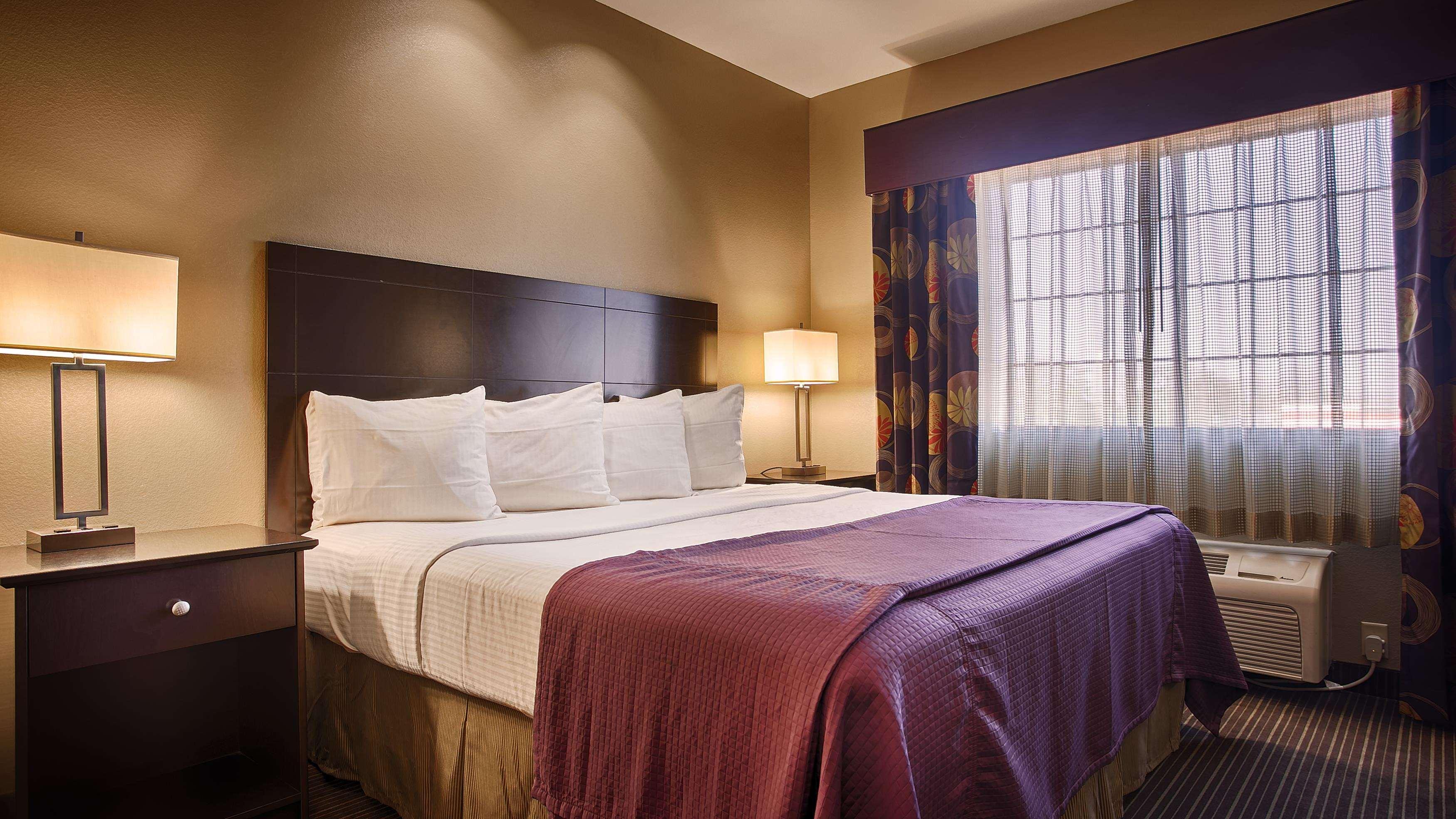 Best Western Giddings Inn & Suites Экстерьер фото