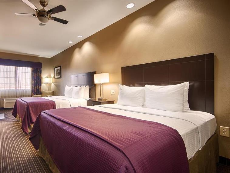 Best Western Giddings Inn & Suites Экстерьер фото